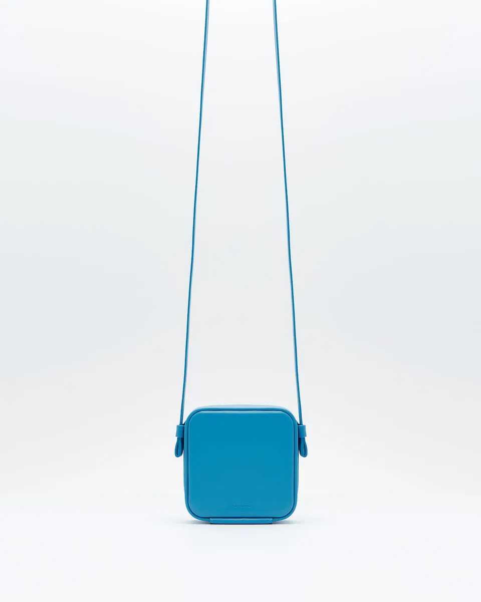 S.030. ADRIATIC BLUE Сумка-куб ADRIATIC BLUE от FETICHE