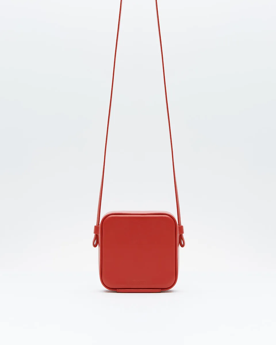 S.030. RUBY RED Сумка-куб RUBY RED от FETICHE
